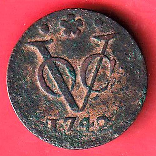 Netherlands East Indies VOC 1742 Duit Coin :- OO2906