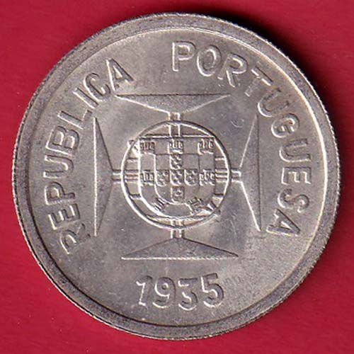 Portuguese India 1935 one  rupee beautiful silver coin- oo5383