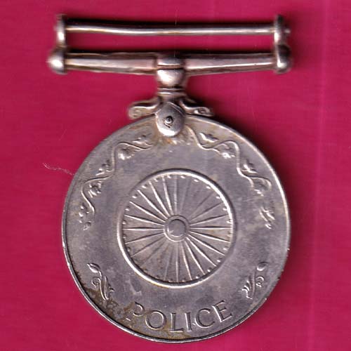 MEDAL - 1950 - 26TH JANUARY  INDEPENDENCE  MEDAL :- OO17