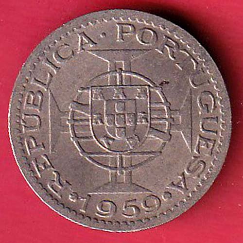 Portuguese India 60 Centavos 1959 coin  :- OO3512